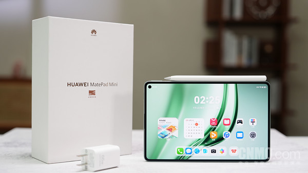 华为MatePad Mini测评：一手玩转的超强超Mini平板
